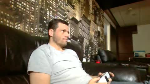 hurley7890 online show from April 18, 2026, 5:17 pm