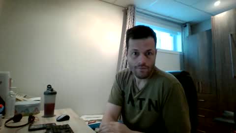 hurley7890 online show from April 20, 2026, 1:03 pm