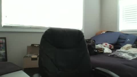 hurricanerodzilla online show from December 28, 2024, 4:09 pm