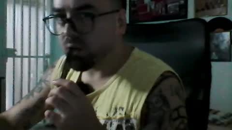 Snapshot of hurtadodirector chatting on June 14, 2026, 4:47 am hurtadodirector online show from June 14, 2026, 4:47 am