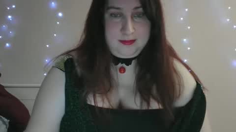hushandhold online show from May 9, 2026, 5:40 pm