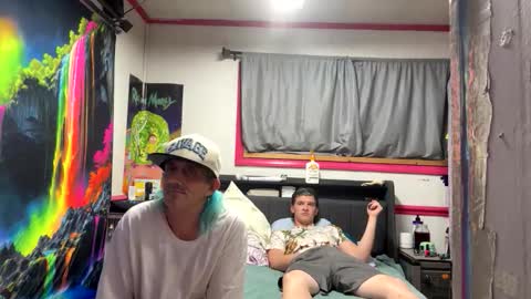 huskyclip70 online show from May 15, 2026, 5:58 am