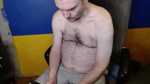 Huskyguy online show from December 30, 2024, 5:04 am