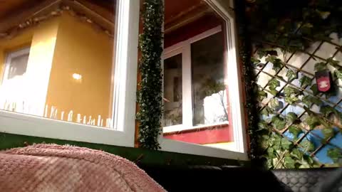 Kayla online show from January 21, 2025, 8:30 am