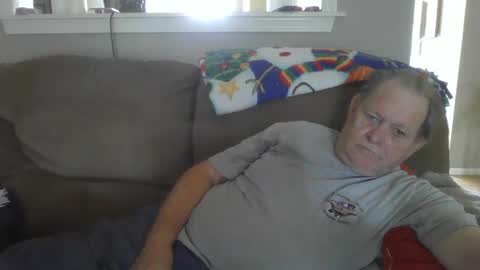 hvl13 online show from September 19, 2025, 7:03 pm