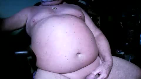 hwait121 online show from May 27, 2026, 4:42 am