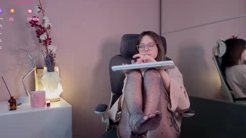 Snapshot of hype_meal_home chatting on March 26, 2026, 6:46 pm Miley. PVT open i have extra prices on nude show online show from March 26, 2026, 6:46 pm