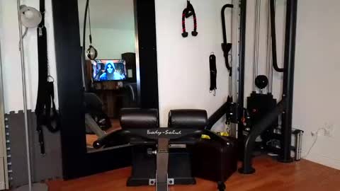 Snapshot of hypno_dick_therapy chatting on December 31, 2024, 11:39 pm Mr. Frost online show from December 31, 2024, 11:39 pm