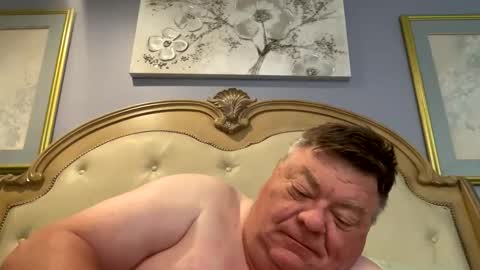 Snapshot of hypnotizing4u chatting on March 30, 2026, 12:39 pm hypnotizing4u online show from March 30, 2026, 12:39 pm