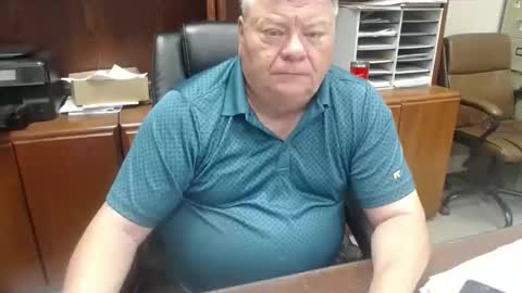 Snapshot of hypnotizing4u chatting on April 30, 2026, 3:07 pm hypnotizing4u online show from April 30, 2026, 3:07 pm