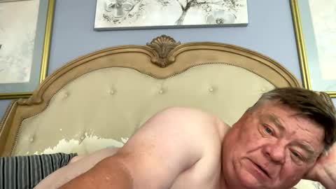 Snapshot of hypnotizing4u chatting on May 26, 2026, 1:18 pm hypnotizing4u online show from May 26, 2026, 1:18 pm