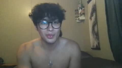 hyunluv online show from October 19, 2025, 6:03 am