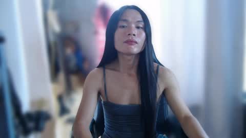 Kim online show from April 28, 2026, 2:27 am