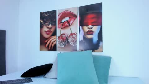 The Dolls online show from December 16, 2025, 7:41 pm