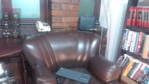 karoll online show from May 19, 2026, 3:24 am