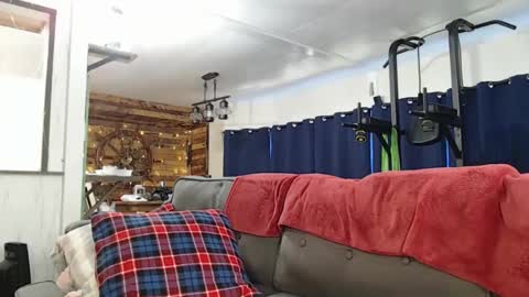 ShortStuff online show from March 11, 2025, 5:35 pm