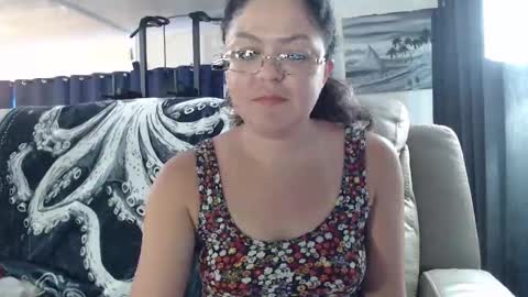 Snapshot of i_fetishize_u chatting on April 15, 2026, 7:58 pm ShortStuff online show from April 15, 2026, 7:58 pm