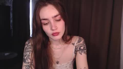 elisabeth online show from September 26, 2025, 12:53 pm