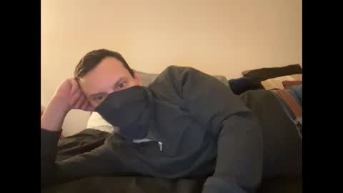 Snapshot of i_o_ro chatting on December 15, 2024, 4:51 am i o ro online show from December 15, 2024, 4:51 am