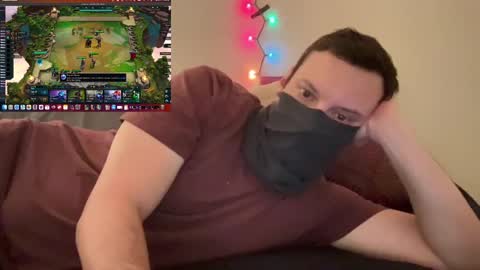 Snapshot of i_o_ro chatting on January 3, 2025, 2:43 am i o ro online show from January 3, 2025, 2:43 am