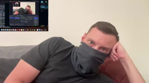 Snapshot of i_o_ro chatting on September 28, 2025, 8:09 am i o ro online show from September 28, 2025, 8:09 am