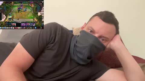 Snapshot of i_o_ro chatting on October 1, 2025, 7:58 am i o ro online show from October 1, 2025, 7:58 am