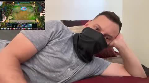 Snapshot of i_o_ro chatting on October 17, 2025, 11:18 pm i o ro online show from October 17, 2025, 11:18 pm