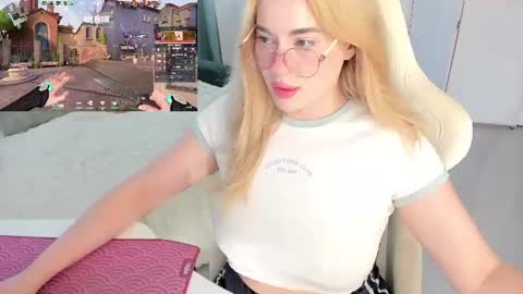 HiI am  EvaPVT is open  online show from June 19, 2026, 3:27 pm