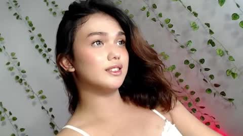 Snapshot of iam_emcy chatting on July 14, 2026, 10:21 am iam_emcy online show from July 14, 2026, 10:21 am