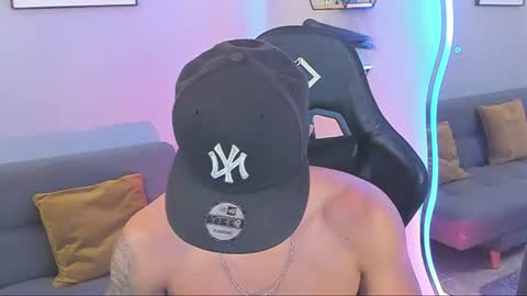 Light online show from July 3, 2026, 4:08 am