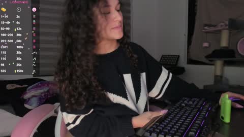 On instagram Imm  NikkiHelp me reach 100 likes online show from January 2, 2025, 8:39 am