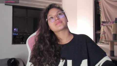 On instagram Imm  NikkiHelp me reach 100 likes online show from January 15, 2025, 1:56 am