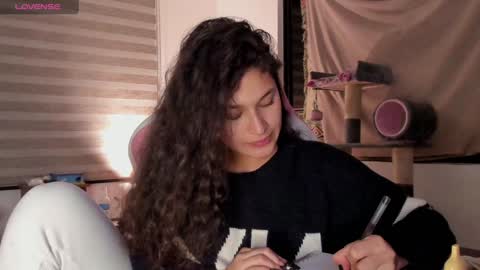 On instagram Imm  NikkiHelp me reach 100 likes online show from January 15, 2025, 7:59 am