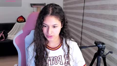 On instagram Imm  NikkiHelp me reach 100 likes online show from September 22, 2025, 12:56 am