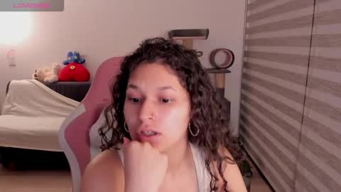 On instagram Imm  NikkiHelp me reach 100 likes online show from October 19, 2025, 3:40 am