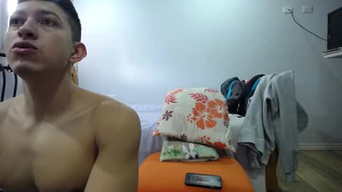 iam_yourbabyprincess_xd online show from February 16, 2025, 8:55 pm