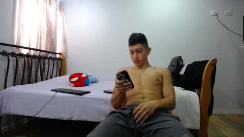 iam_yourbabyprincess_xd online show from February 23, 2025, 9:16 pm