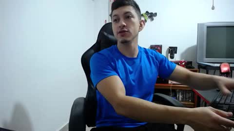 iam_yourbabyprincess_xd online show from September 21, 2025, 4:47 am