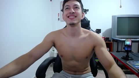 iam_yourbabyprincess_xd online show from October 25, 2025, 8:47 pm