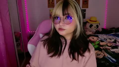 Zoe 3 online show from April 22, 2026, 12:02 am