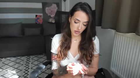 Snapshot of iamababygal chatting on September 23, 2025, 7:44 am Baby Gal online show from September 23, 2025, 7:44 am