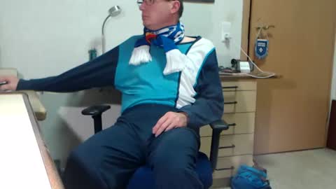 iamachim online show from November 1, 2025, 6:32 pm