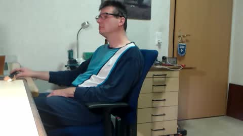 iamachim online show from December 4, 2025, 10:29 pm