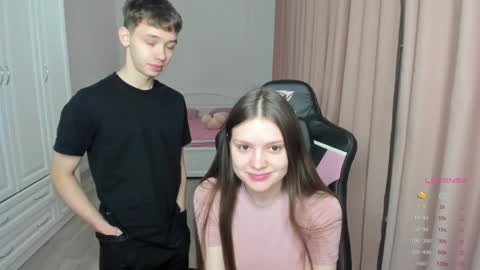 Cassie  STREAMS HERE EVERYDAY online show from January 1, 2025, 3:34 am