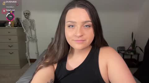 Crystal online show from February 20, 2025, 3:45 am