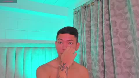 Juliiiiian online show from January 15, 2025, 11:00 am