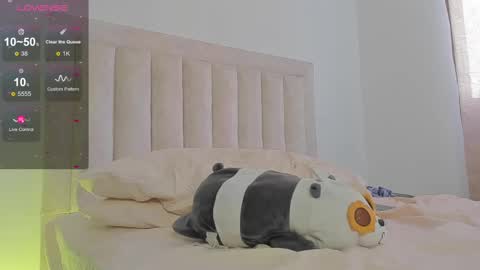 Juliiiiian online show from March 1, 2025, 2:34 pm