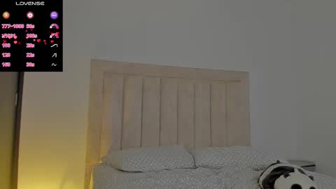 Juliiiiian online show from September 20, 2025, 11:33 am