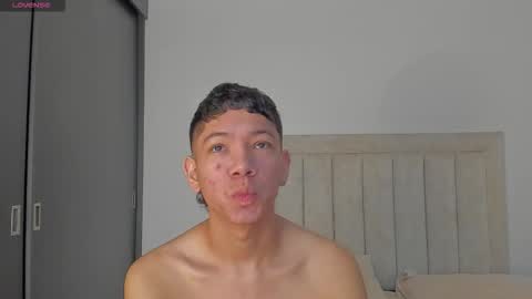 Juliiiiian online show from October 10, 2025, 11:53 am