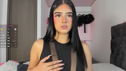    online show from September 27, 2025, 8:03 pm